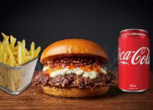 Combo Smash Burger Gorgonzola e Geleia + Acomp + Bebida