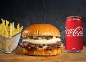 Combo Smash Burger Catupiry Clássico + Acomp + Bebida